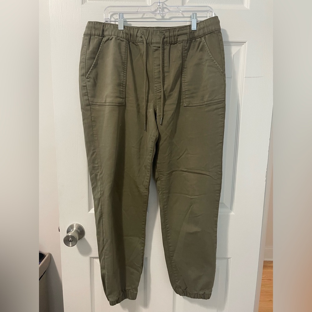Dex Relaxed Fit Joggers - olive green not tan or brown.